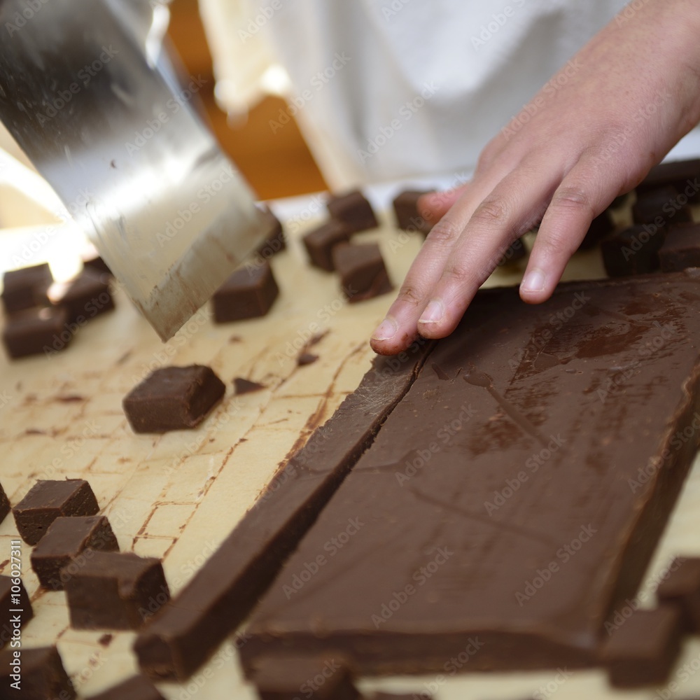 Hauseigene Pralinenherstellung Trüffel Hauseigene Pralinenherstellung Trüffel