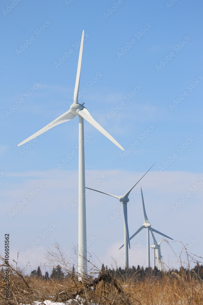Fototapeta premium éoliennes Massif Central Haute-Loire France