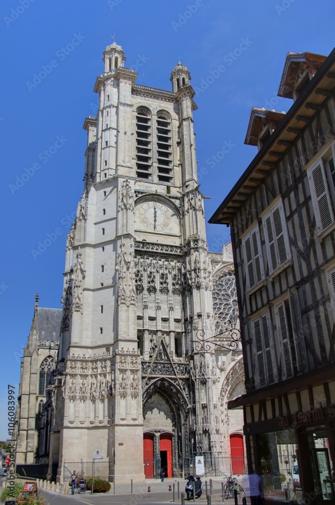 Fototapeta premium Troyes dans l'Aube