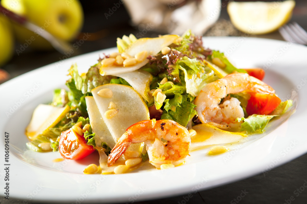 Grilled Shrimp and Pear Salad Grilled Shrimp and Pear Salad
