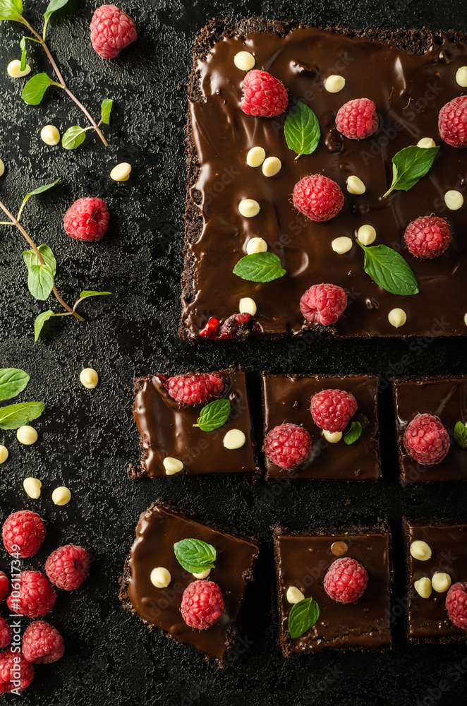 Chocolate brownies with mint Chocolate brownies with mint