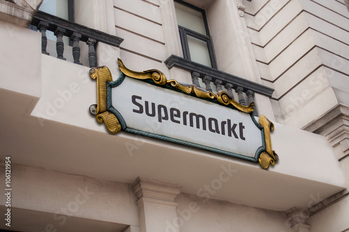 Schild 81 - Supermarkt