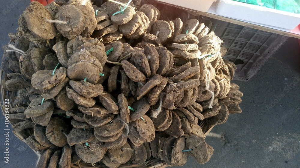 Dry dung for sale