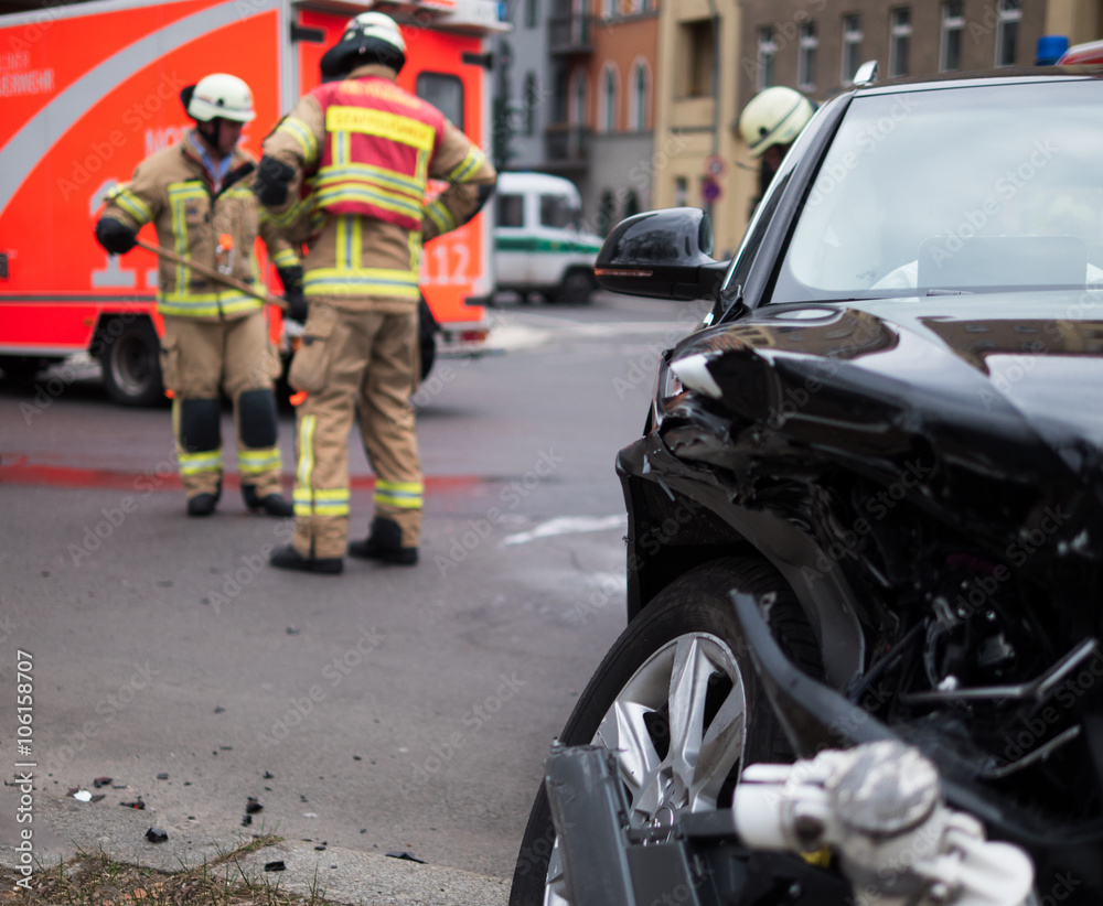 Feuerwehreinsatz nach Verkehrsunfall