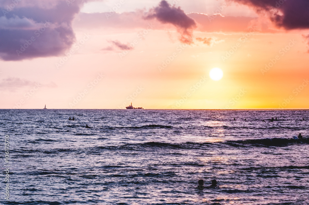 Fototapeta premium 夕日と海