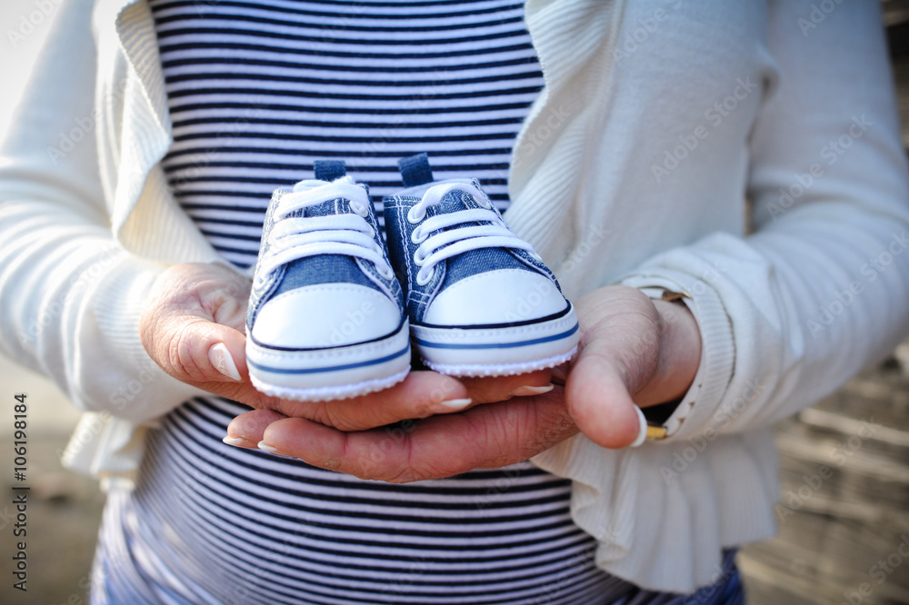 süße babyschuhe 