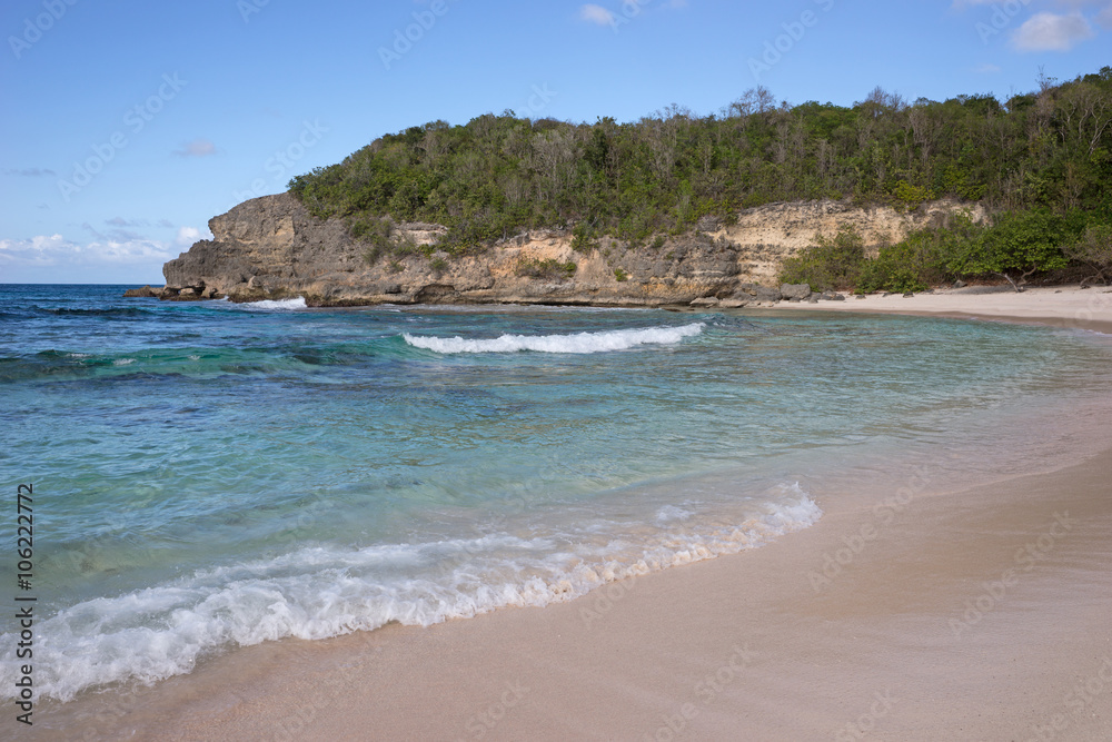 Tropischer Strand in Guadeloupe Tropischer Strand in Guadeloupe