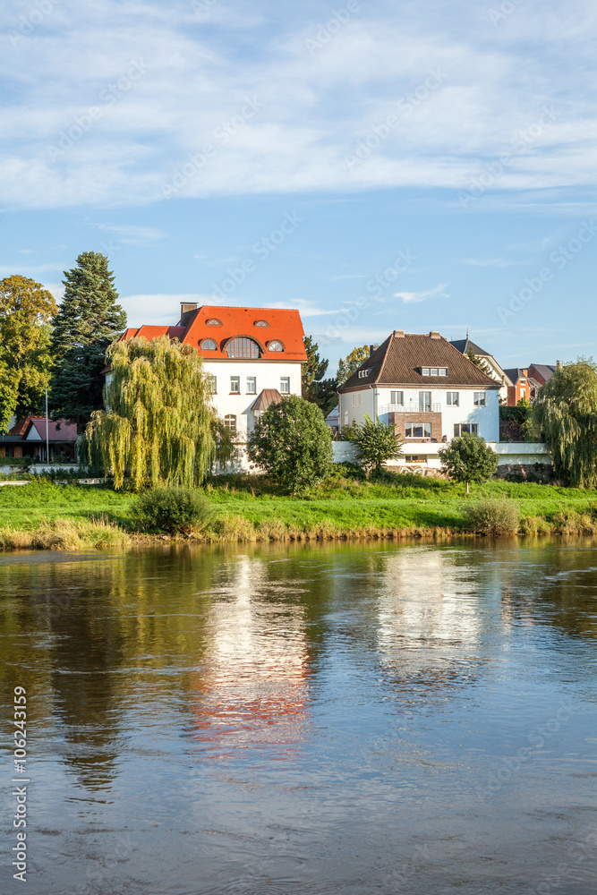 Wohnen am Fluss