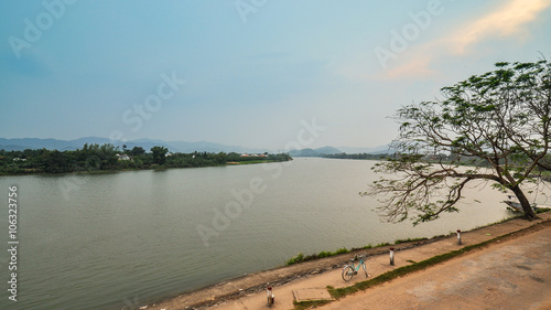 Fototapeta Naklejka Na Ścianę i Meble -  Perfume River - Hue, Vietnam