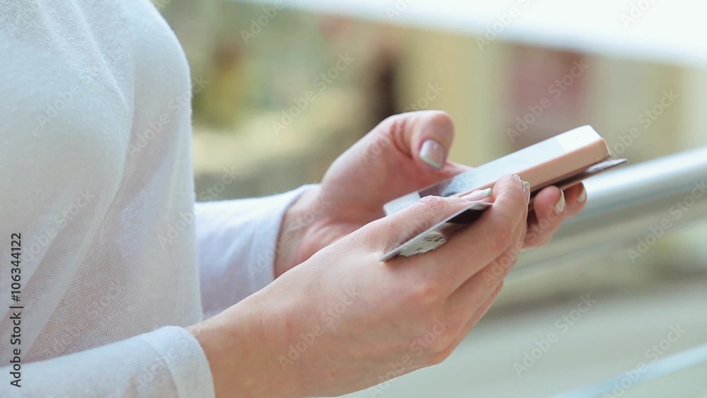 Payment of purchases using the card and phone Payment of purchases using the card and phone