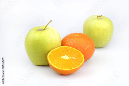  fruits mandarin and apple 
