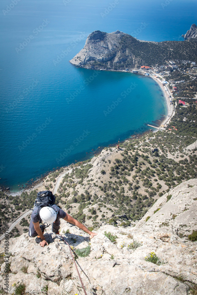 Obraz premium Сlimber in the mountains