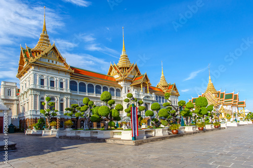 Grand palace, Wat pra kaew with blue sky, bangkok, Thailand © Southtownboy Studio