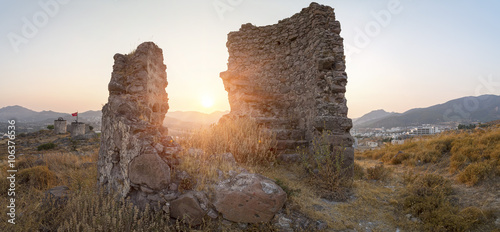 Sunset scene at the ruins o...