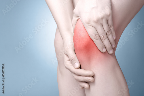 Knee pain photo