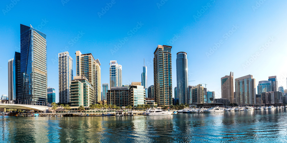 Naklejka premium Panorama of Dubai marina