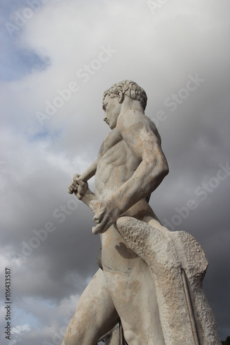 statue at stadio dei marmi, Rome, Italy