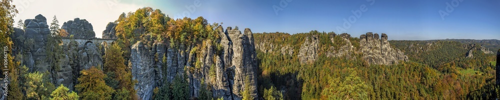 Elbsandsteingebirge mit Bastei Panorama Elbsandsteingebirge mit Bastei Panorama