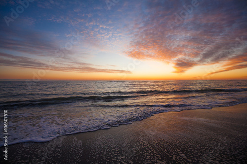 Fototapeta Naklejka Na Ścianę i Meble -  Colorful dawn over the sea, Sunset
