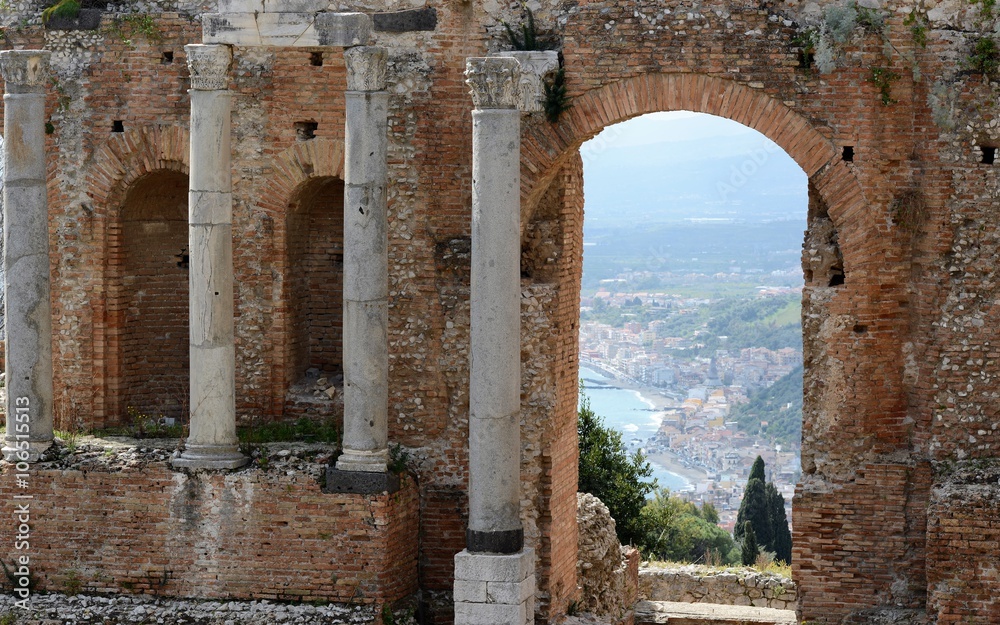 Taormine...théâtre antique gréco-romain