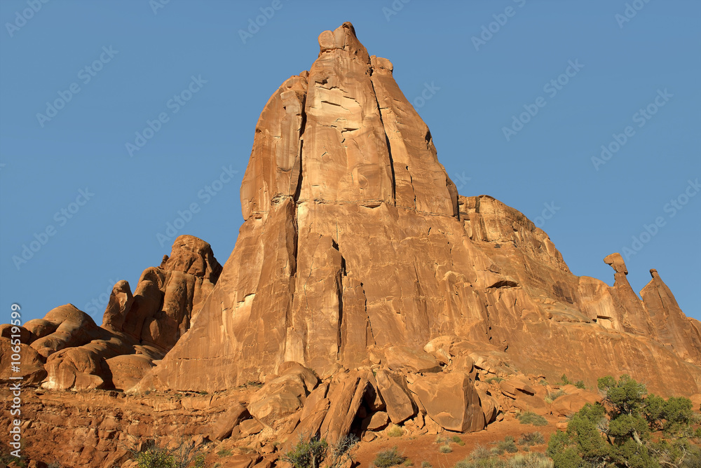 Fototapeta premium Nefertiti Rock, Arches National Park, Utah, USA