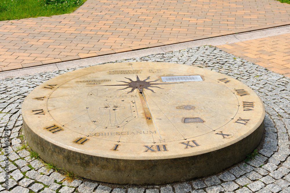 Gdansk scutum sundial