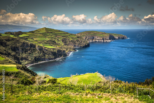Obraz na płótnie Green island in the Atlantic Ocean, Sao Miguel, Azores, Portugal w salonie