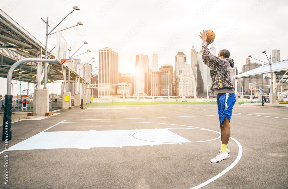 Fototapeta premium Basketball player shooting