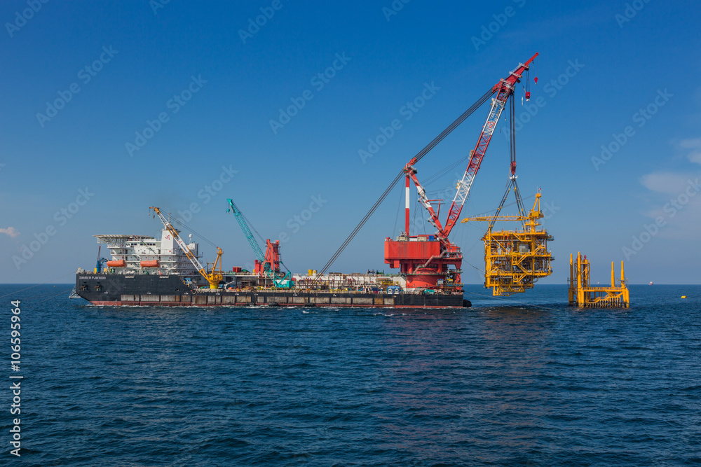 Oil rig lifting
