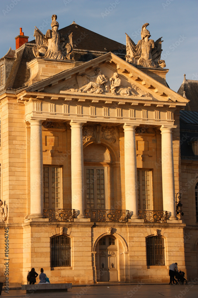 Dijon, façade du palais des ducs de Bourgogne, France