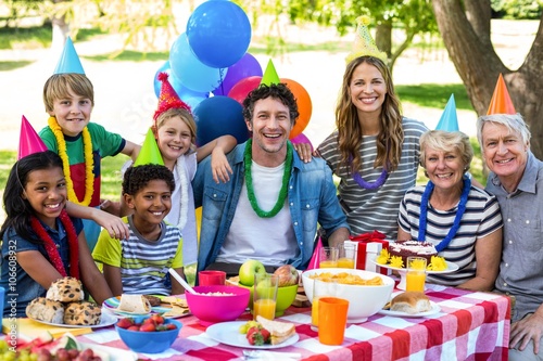 Canvas Print Happy family celebrating a birthday