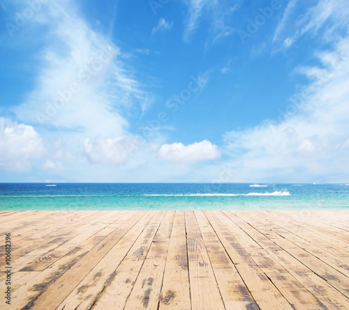 Obraz na płótnie Wooden pier, exotic sea and the  blue sky