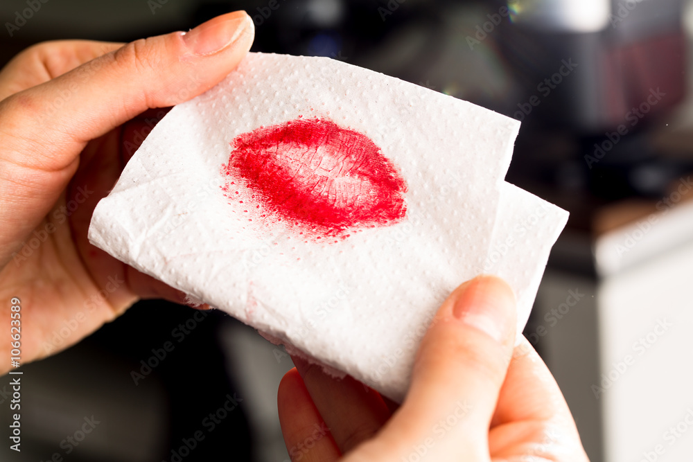 Bacio stampato con rossetto rosso Stock Photo | Adobe Stock
