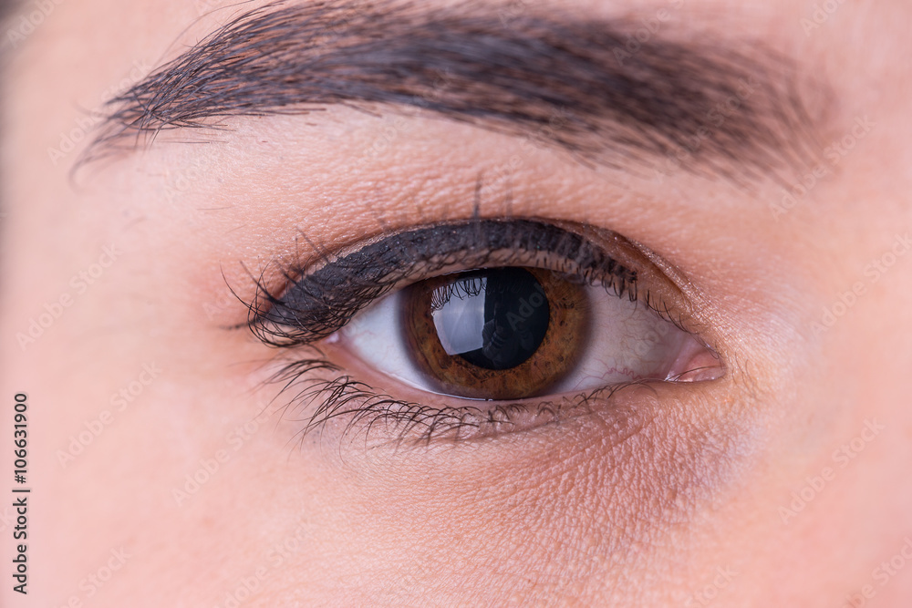 Fototapeta premium Occhio femminile truccato