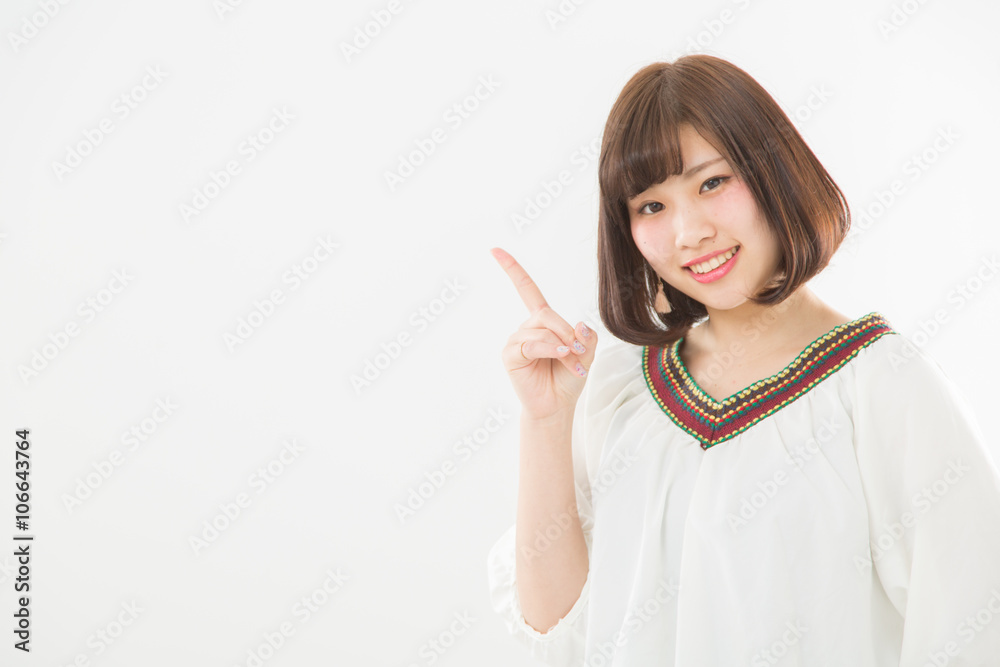 指差す女性 指差す女性