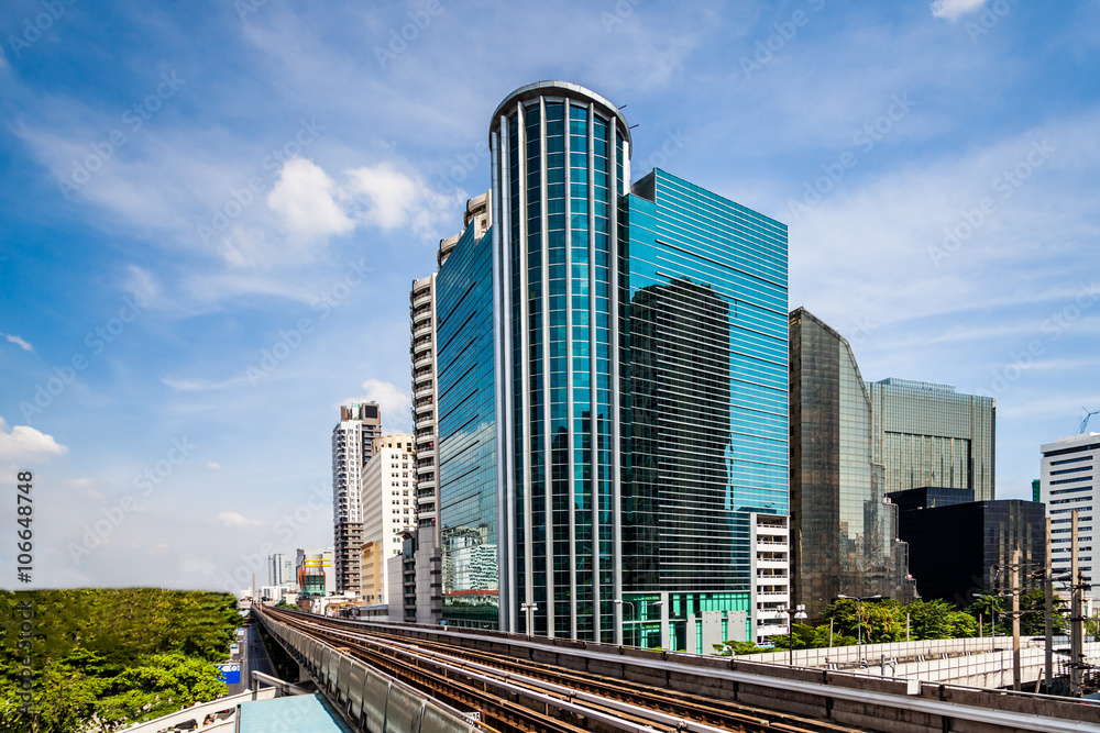 Obraz premium BTS Skytrain rails in Bangkok,Thailand