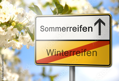 Sommerreifen statt Winterreifen Schild - Reifen wechseln  photo