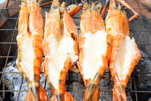 Grilled Giant River Prawn 