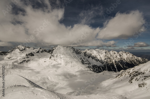 Zima w Tatrach ,szlak z Doliny Pięciu Stawów Polskich na Szpiglasowy Wierch