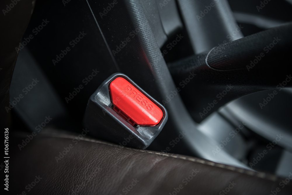 Car interiors ; Seatbelt lock - safety belt equipment
