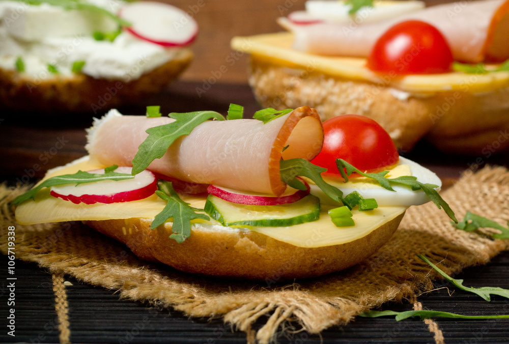 spring healthy sandwich with vegetable