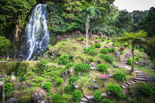 Obraz na płótnie Famous cascade at Sao Miguel Island,Azores,Portugal w salonie