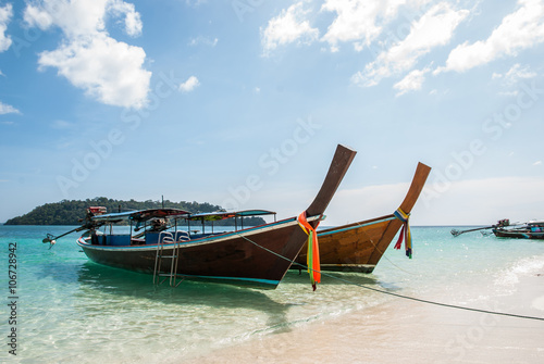 long tail boat at Rawi islands © take_a_shot