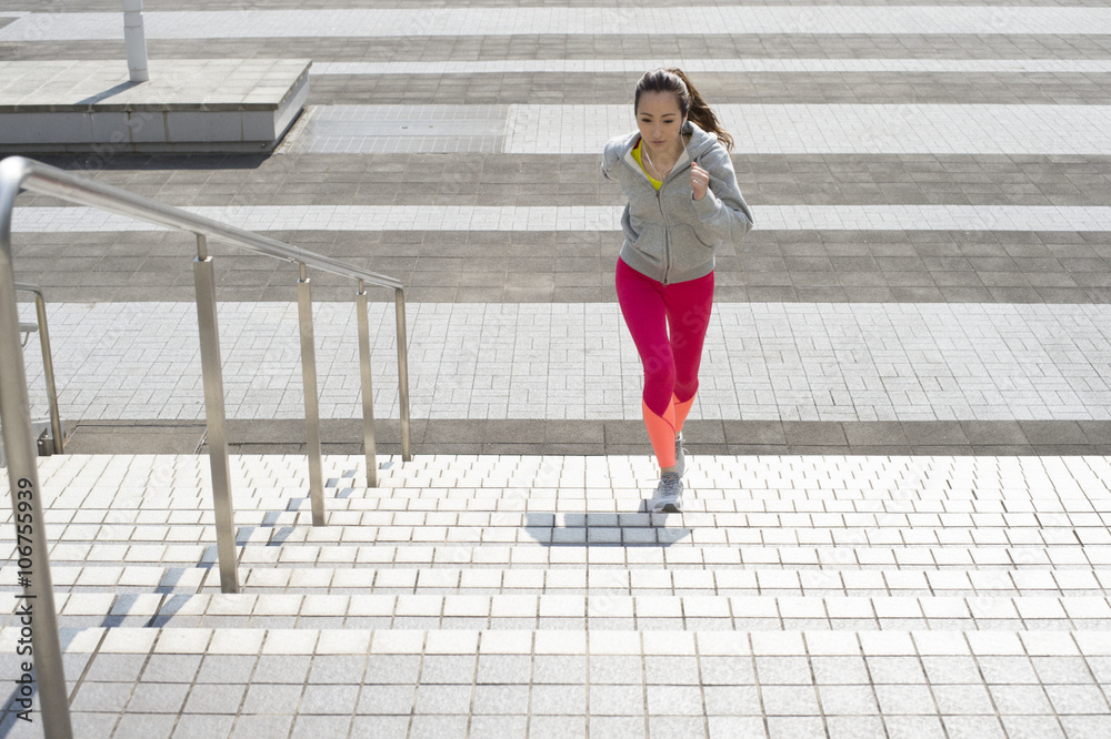 Women runners ascended running the stairs