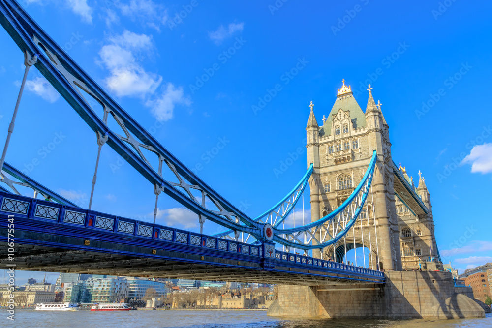 Fototapeta premium London Tower Bridge at River Thames