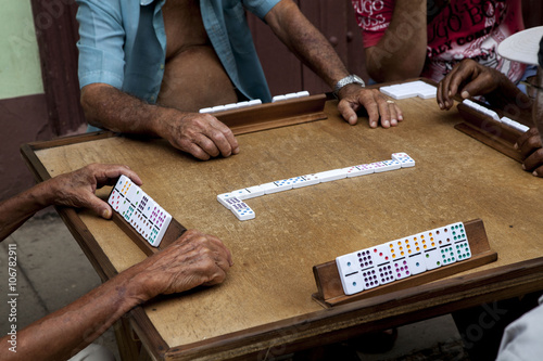 joueurs de dominos à La Havane