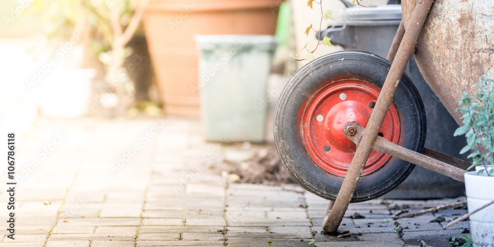 Fototapeta premium Construction site in the garden