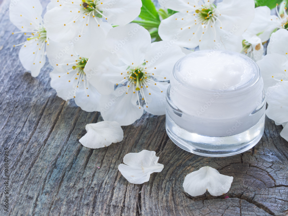 natural cosmetics, fresh as spring flowers natural cosmetics, fresh as spring flowers