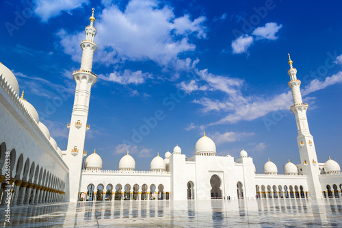 Sheikh Zayed White Mosque