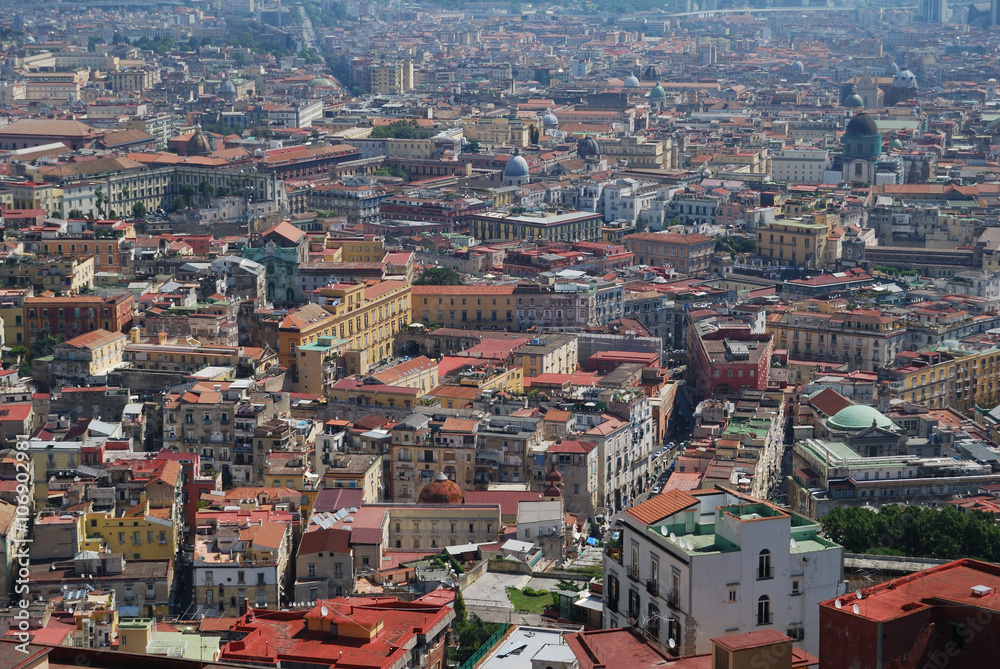 Napoli - Italia, la città di molti colori
